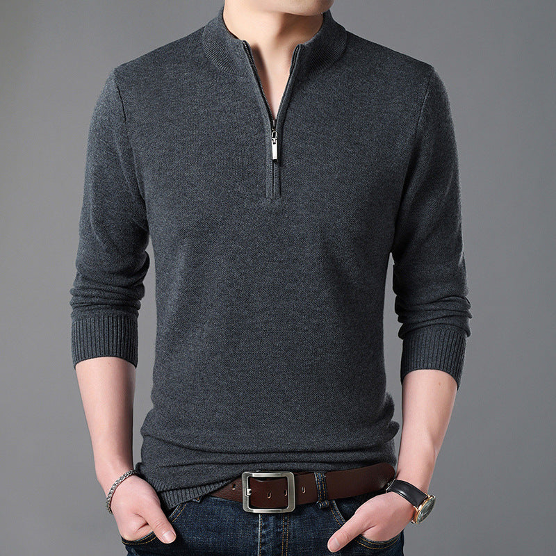 Long-sleeved men's wool sweater