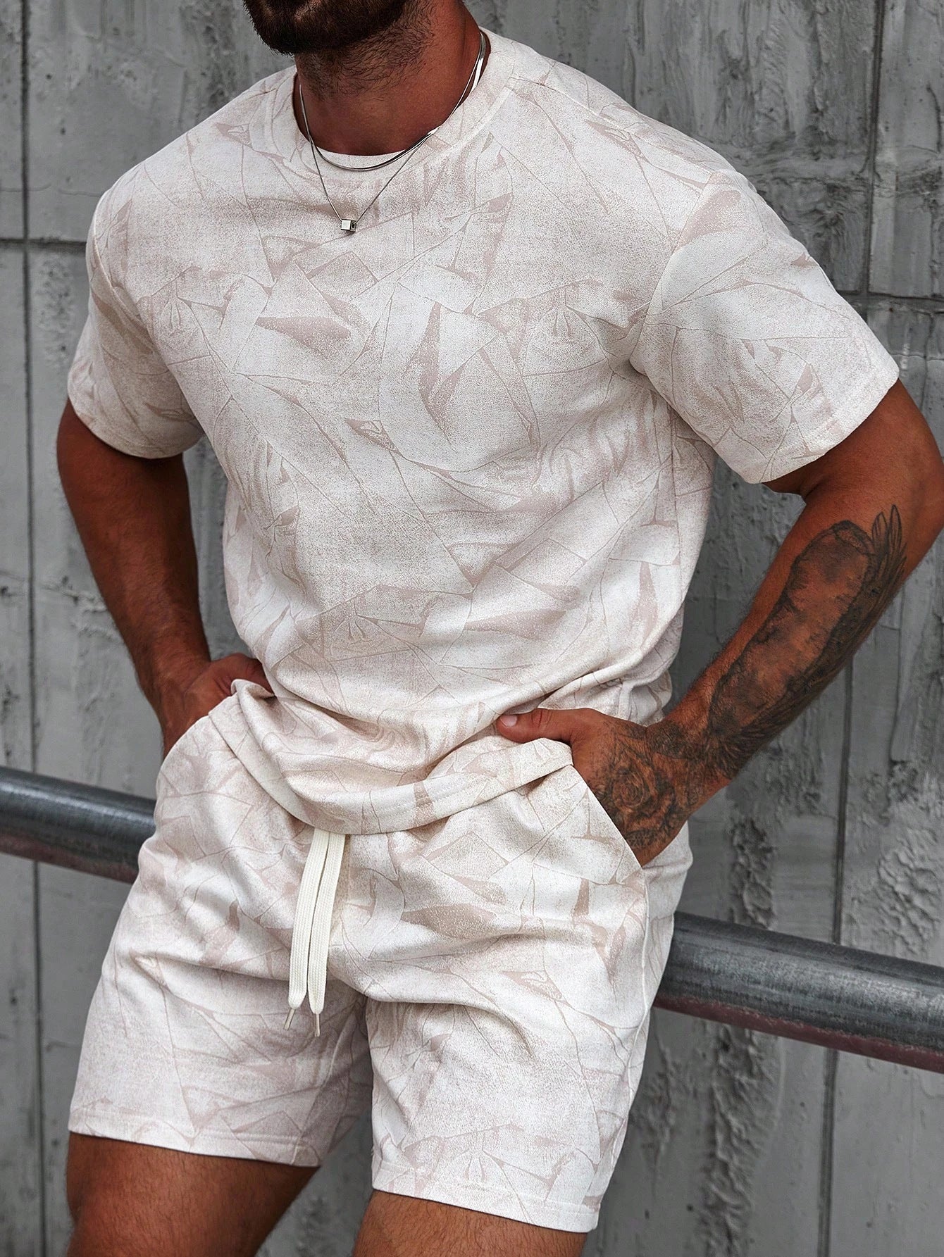 Mens Casual Outdoor Sports Printed Short-Sleeve Top And Shorts Two-Piece Set